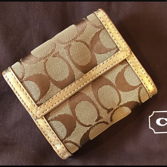 Coach wallet - Picture 2 of 6